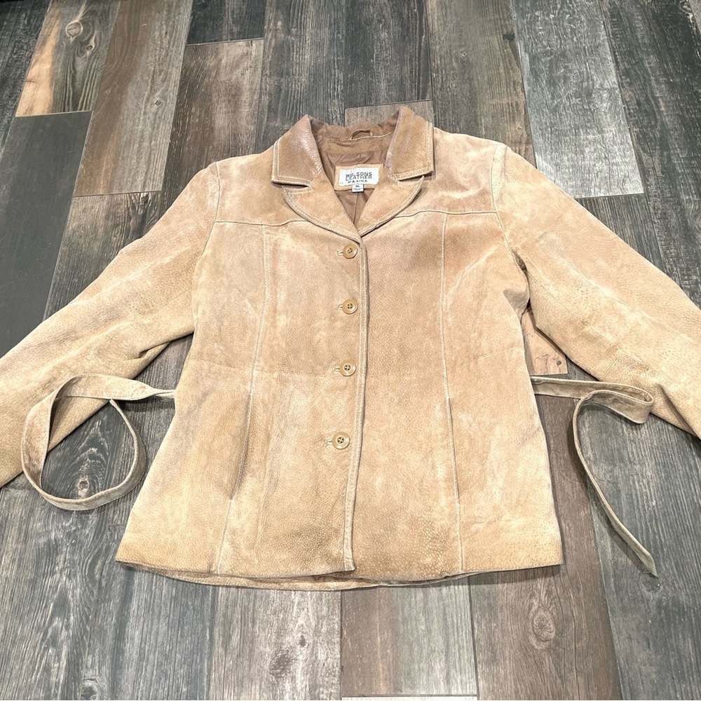 Wilsons Leather Women's Tan Suede Belted Jacket - Picture 5 of 9
